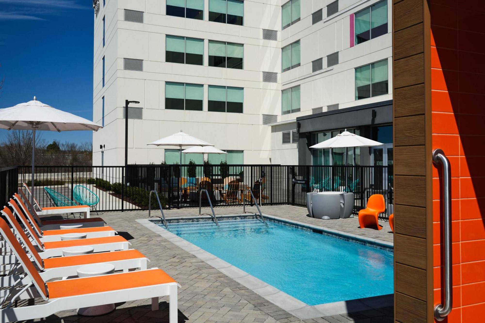 Aloft Knoxville West Exteriör bild